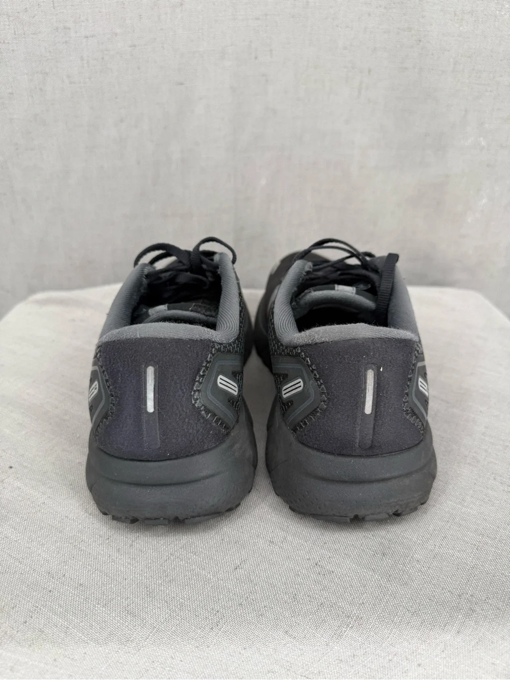 Brooks Womens 10 2AGhost 14 Sneaker Shoes Black Road Running Comfort Walking Gym